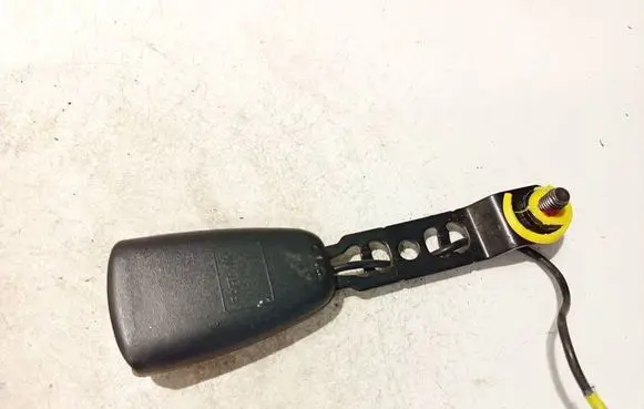 Volvo S40 Middle seatbelt buckle (rear) 6013280