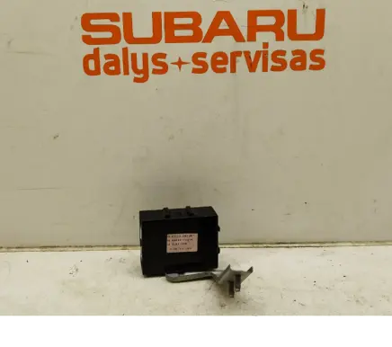 Subaru Forester SF Door central lock control unit/module 88035FC010 8L02159K