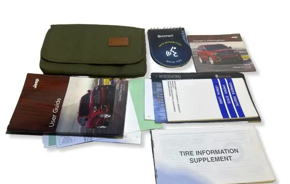 Jeep Grand Cherokee Owners service history hand book 