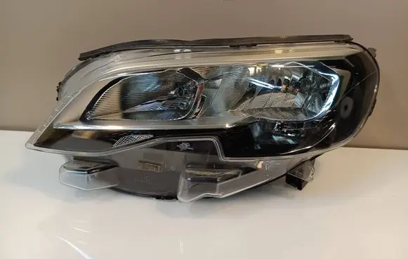 Peugeot Traveller Headlight/headlamp 9808572680