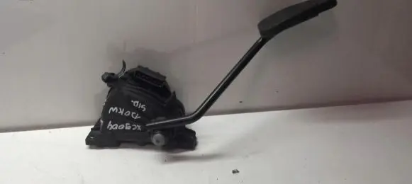 Volvo XC90 Accelerator throttle pedal 30683519 A429