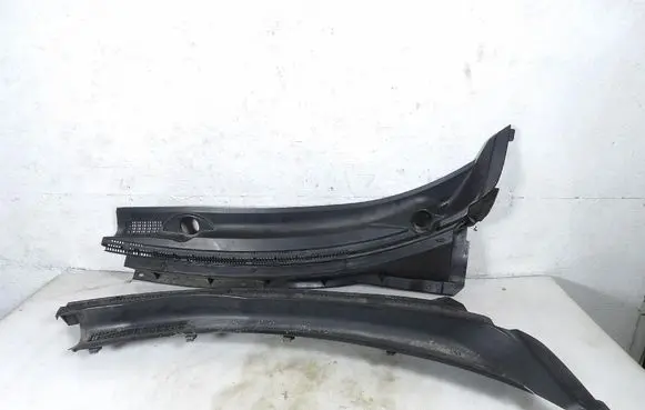 Wiper trim