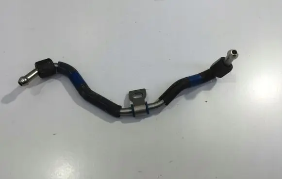 Hyundai Tucson TL Fuel line/pipe/hose 