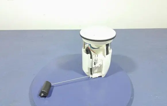 Mazda 6 In-tank fuel pump PE111335X
