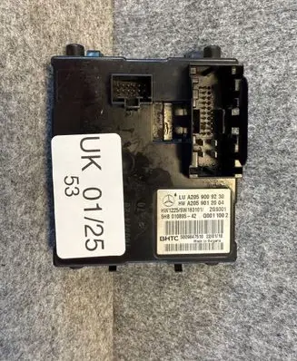 Mercedes-Benz CLK AMG A208 C208 Air conditioning/heating control unit A2059009230