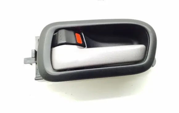 Suzuki Grand Vitara II Rear door interior handle