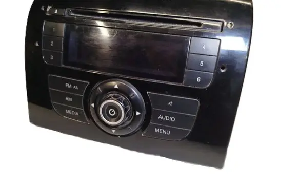Radio/CD/DVD/GPS head unit