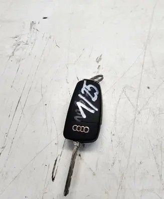 Audi A3 S3 8V Ignition key/card 