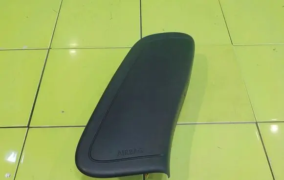 Peugeot 108 Seat airbag 78920YV020