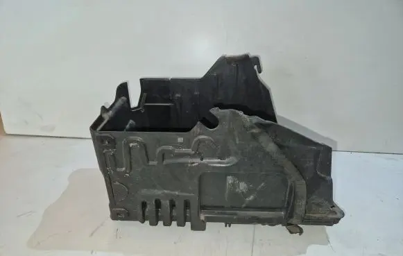 Volvo XC70 Battery box tray 31201029