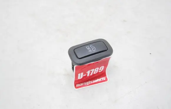 Volkswagen PASSAT B8 Alarm switch 5G0962109 A32116