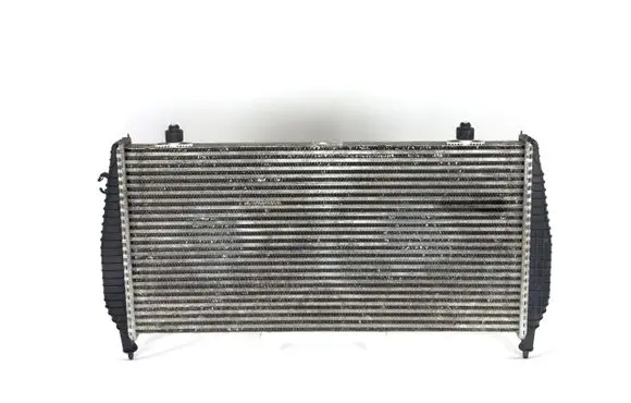 Citroen C5 Intercooler radiator d1386007
