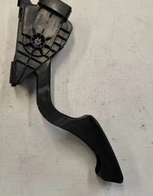 Toyota Prius (XW20) Accelerator throttle pedal 7812047050