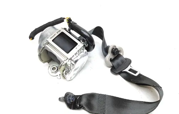 Nissan Rogue Rear seatbelt VS8H998888