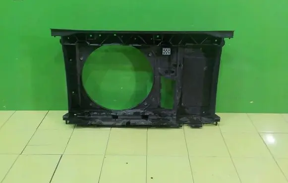 Peugeot 3008 I Radiator support slam panel 