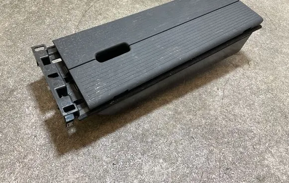 Volvo EX30 Glove box central console 80010213 80010214 7MW72800
