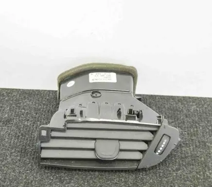 Opel Astra K Dashboard air vent grill cover trim 