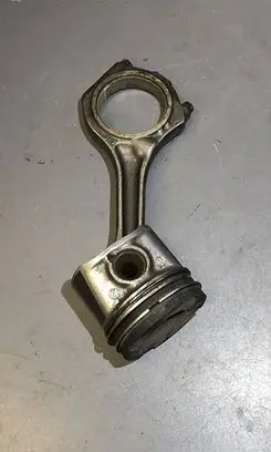 Audi Q7 4L Piston with connecting rod 78L57 059J
