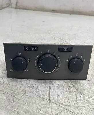 Opel Zafira B Climate control unit 90151317