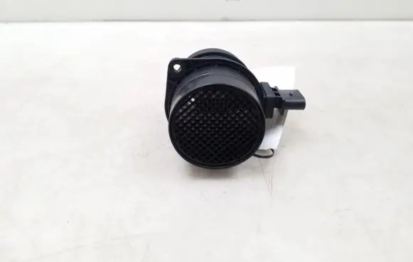 Volkswagen Tiguan Mass air flow meter 03G906461C