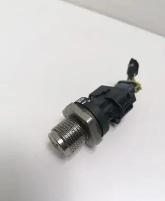Fuel pressure sensor