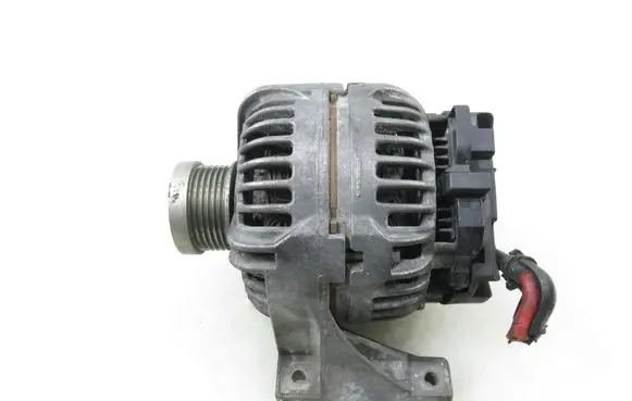 Volvo V70 Generator/alternator 30667787 0124525060