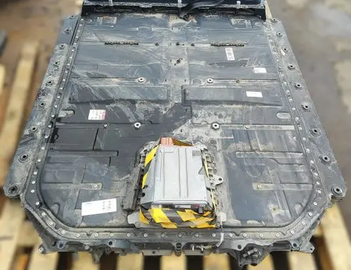 Audi e-tron Hybrid / electric car battery 4KE915910BC 4KE915253C