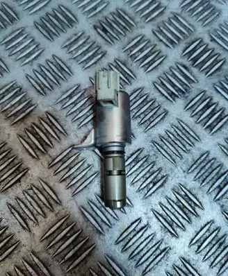 Ford Kuga II Camshaft vanos timing valve CN1G6L713AC