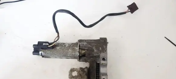 Mercedes-Benz S W220 Seat adjustment motor A2208204342