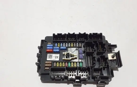 Tesla Model X Fuse module 109440901E