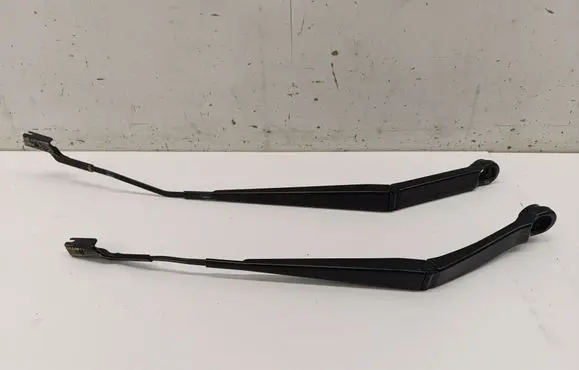 Jaguar E-Pace Front wiper blade arm