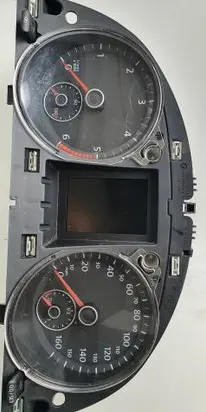 Volkswagen PASSAT B7 Speedometer (instrument cluster) 3AA920970E