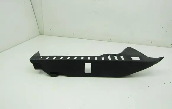 Chevrolet Meriva Tailgate trim J9D331013AC