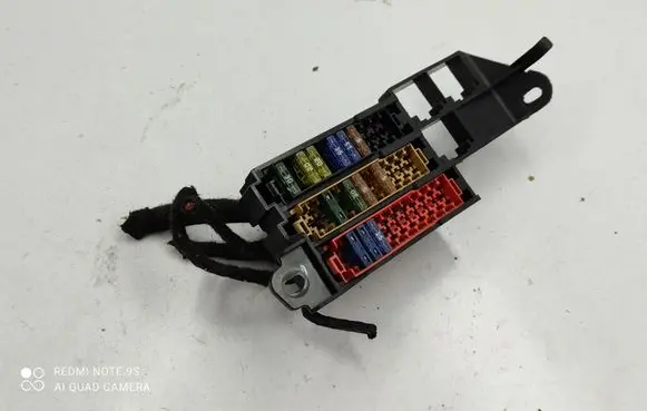 Audi Q7 4L Fuse module 4L0971845