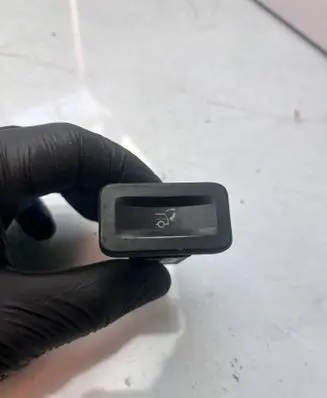 Opel Vectra C Tailgate opening switch 13117560 13549906
