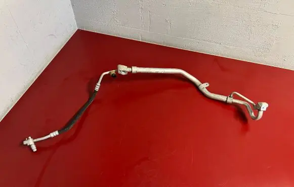Air conditioning (A/C) pipe/hose