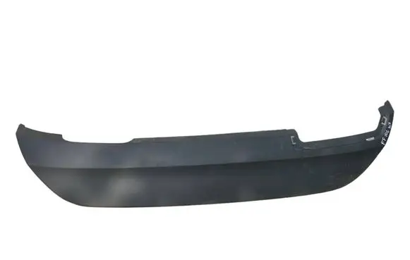 Front bumper lip