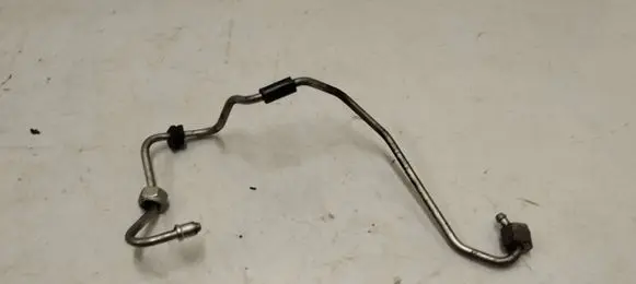 BMW 1 F20 F21 Fuel injector supply line/pipe 