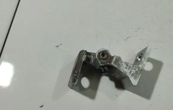 Volkswagen Cross Polo Front door upper hinge 