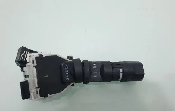 Nissan Navara D40 Wiper control stalk 3910SN