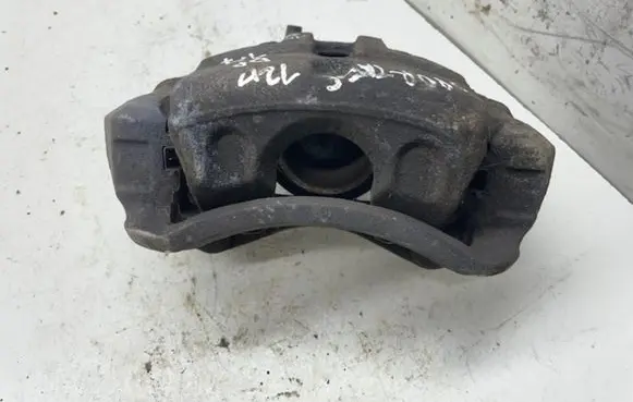 KIA Sportage Front brake caliper