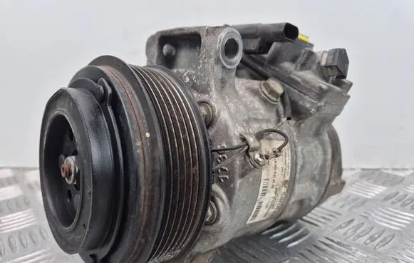 Mercedes-Benz C W205 Air conditioning (A/C) compressor (pump) A0008304002 11571103763 C0MPSFSS0R