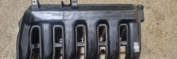 BMW 5 E39 Intake manifold 7790701 7790700