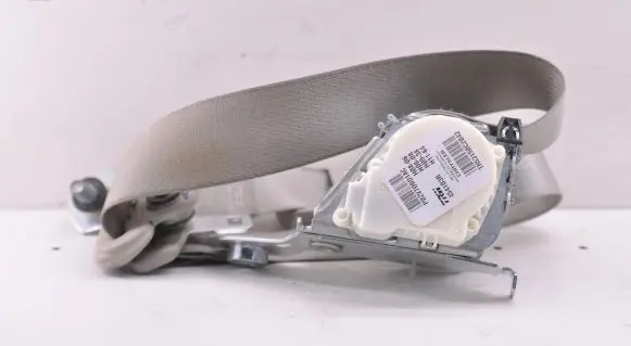 Chrysler Town u0026 Country V Third row seat belt P0ZV70BD1AC