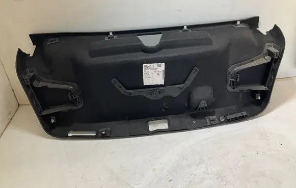 Audi A3 S3 8V Tailgate trim 8V5867975G 217028 8V5975