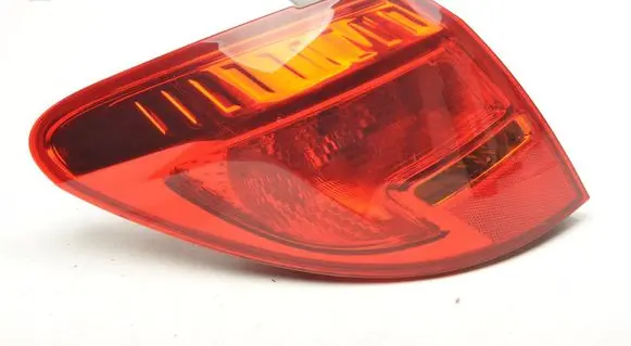 Opel Meriva B Rear/tail lights 21639009