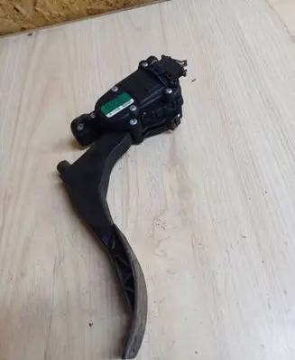 Volkswagen Polo IV 9N3 Accelerator throttle pedal 6Q1721503C 6PV00849601