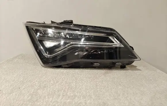 Seat Ateca Headlight/headlamp 576941008D 90117434