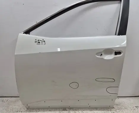 Toyota RAV 4 (XA50) Front door