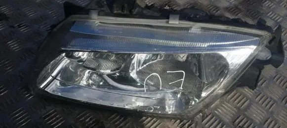 Nissan Almera N16 Headlight/headlamp